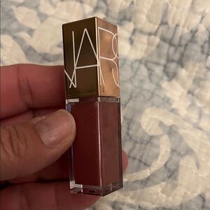 NARS Afterglow lip shine gloss - Deep red brown with gold shimmer